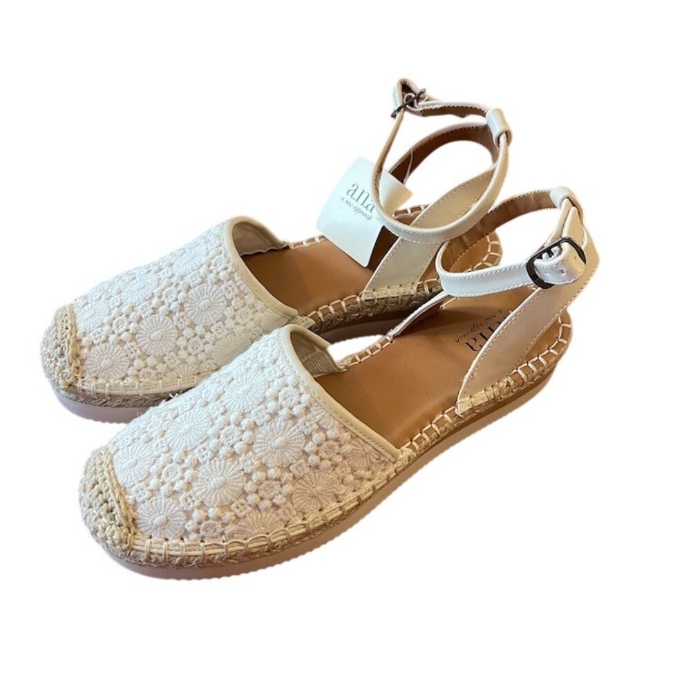 a.n.a..‎ Sandals Womens 6.5 Ivory Crochet Lace Espadrille Flat Ankle Strap